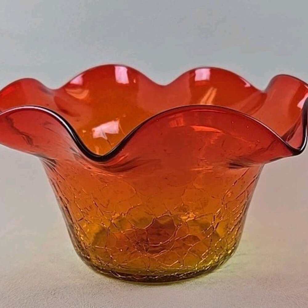Vintage 8.5" Amberina Hand Blown Glass Ruffled Crackle Bowl Dish Red Orange